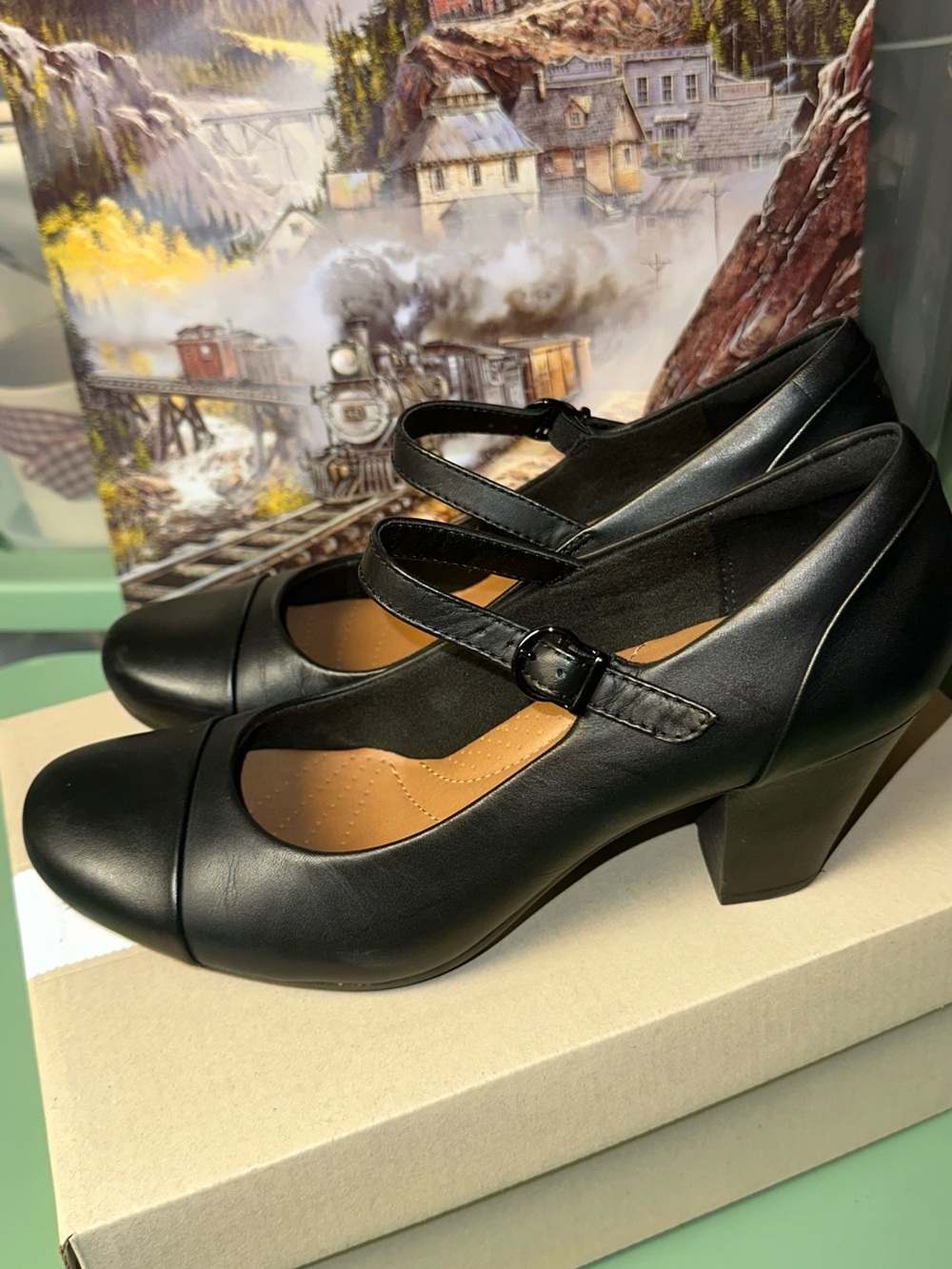 Clark’s Collection Classic Black Mary Jane Style Heels 8M